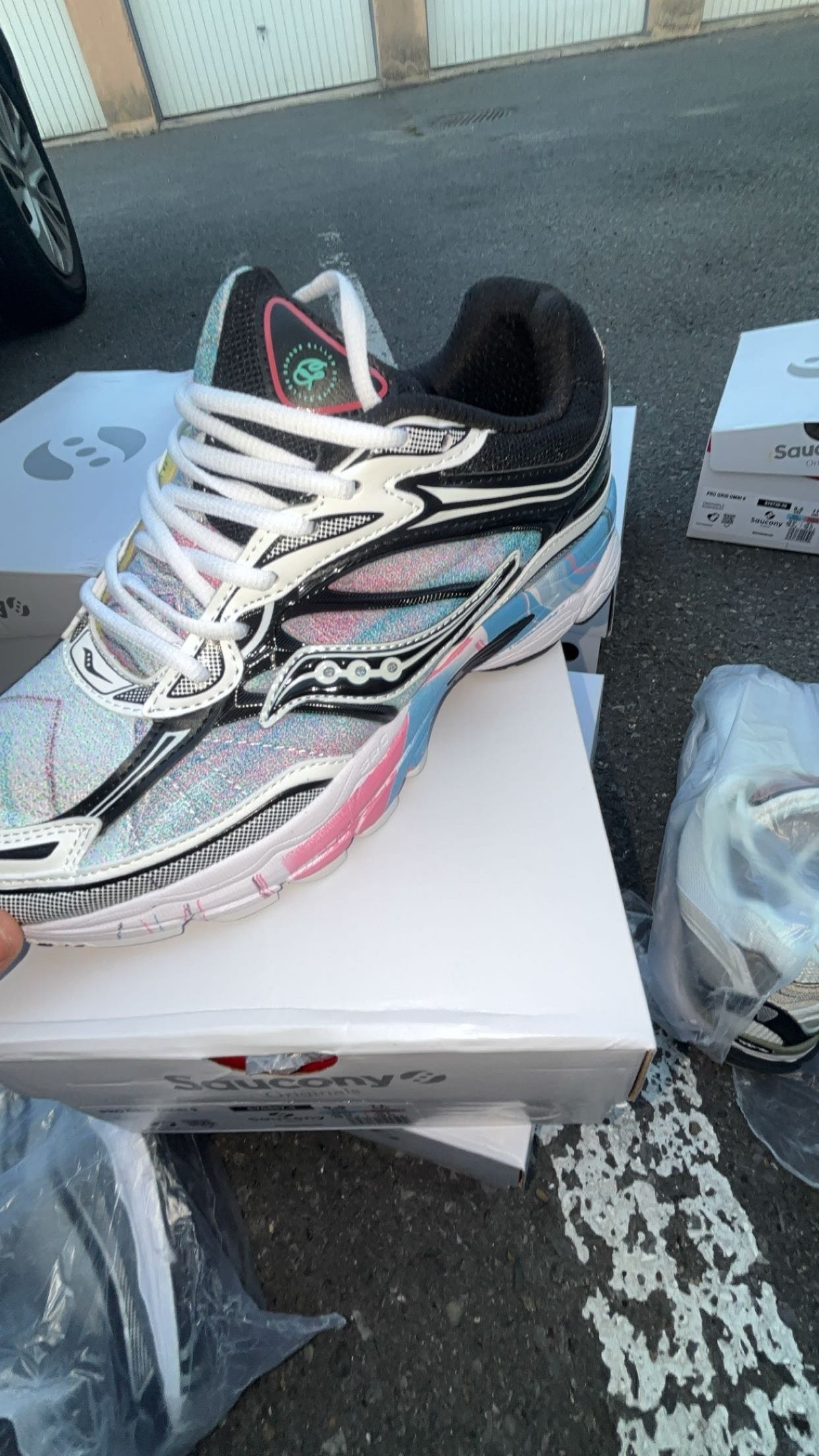 Saucony