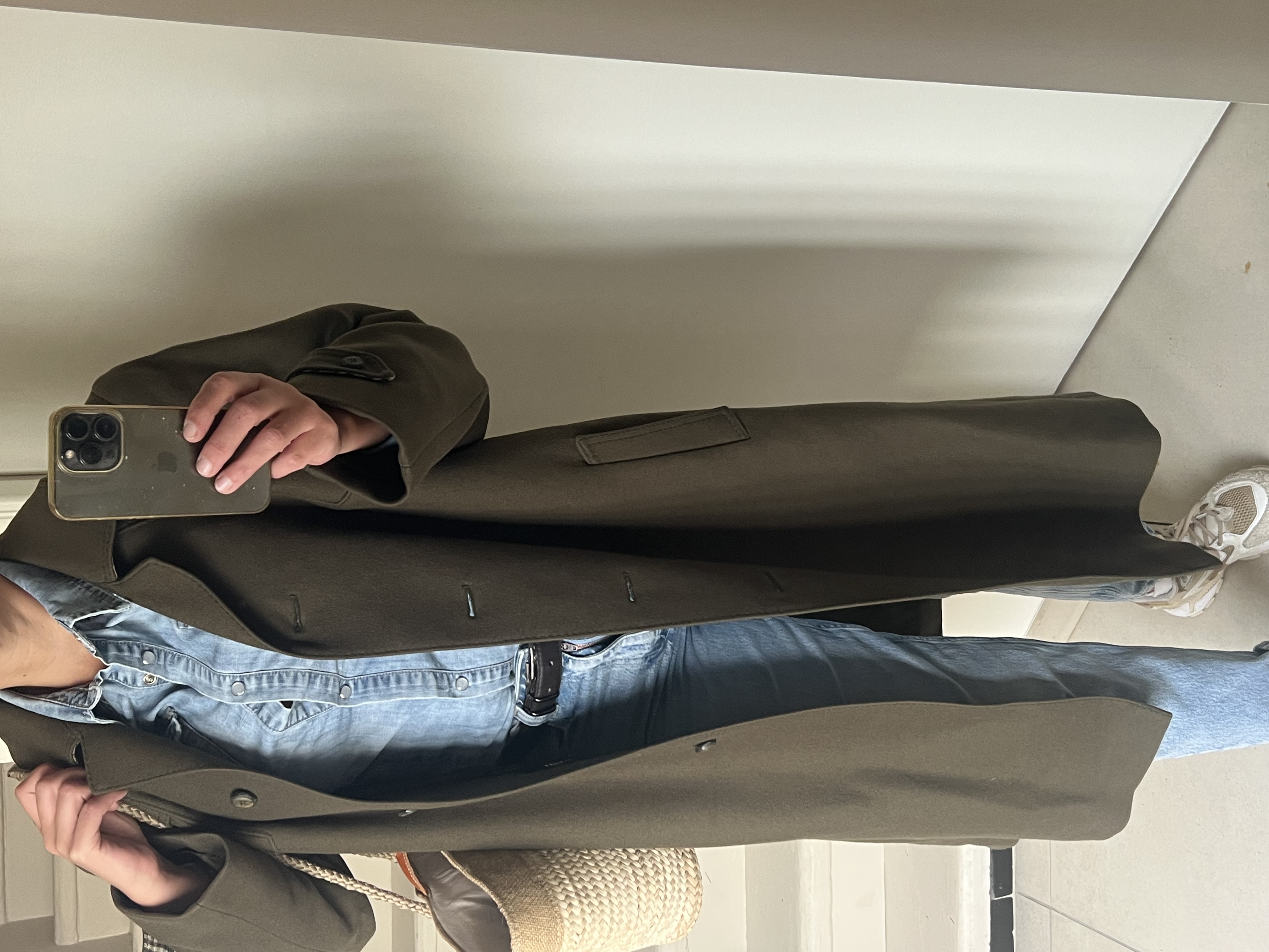 Manteau long en laine oversize taille L/XL couleur Kaki
