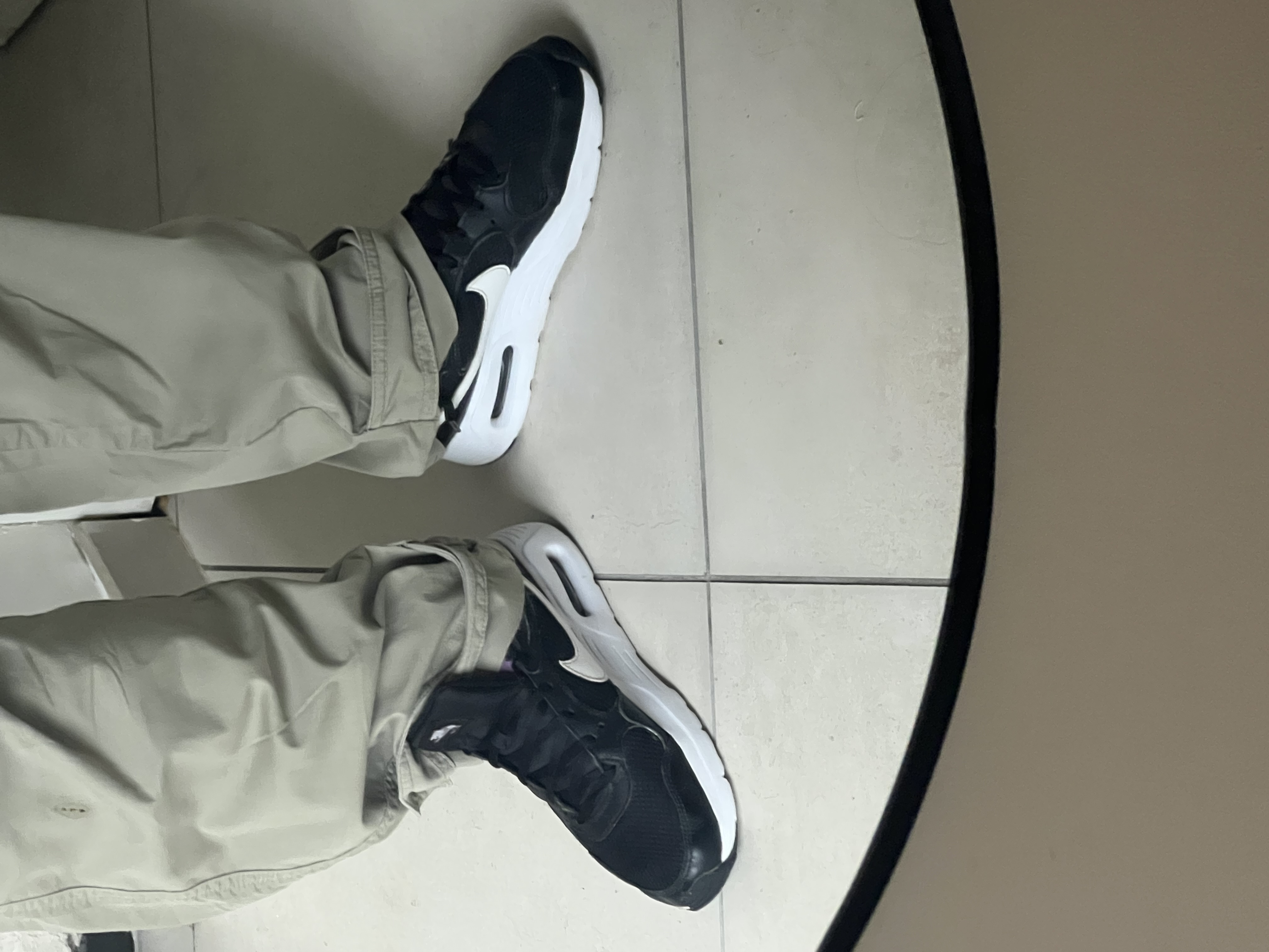 Basket Nike Air Max noir blanc